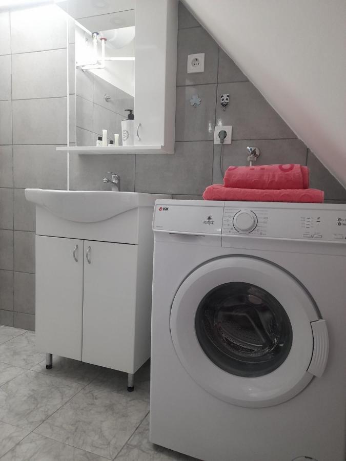 Family Apartmani Le Λέσκοβατς Εξωτερικό φωτογραφία